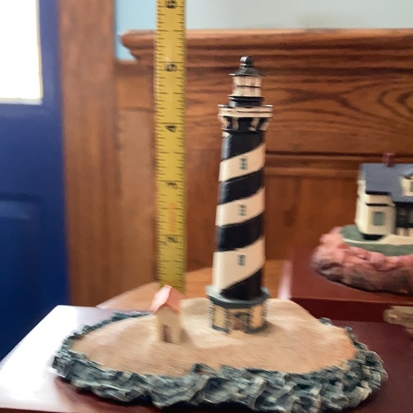3 piece lot of vintage hand painted resin lighthouses. 2 are NC; 1 is SC. Cute! - Picture 2 of 7